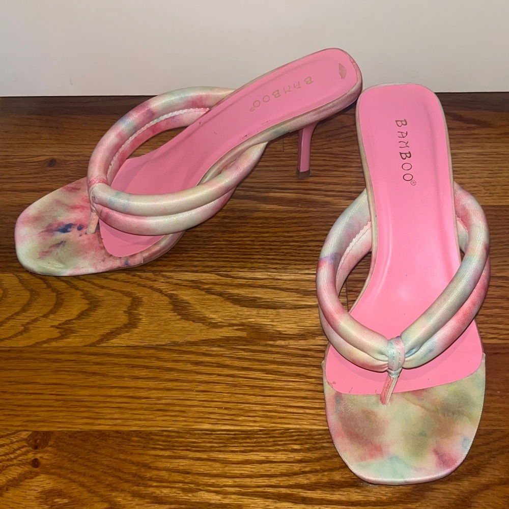 BAMBOO Women's Multicolor Heeled Sandals